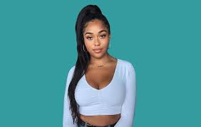 How tall is Jordyn Woods?